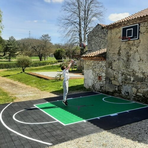 terrain de basket en dalle