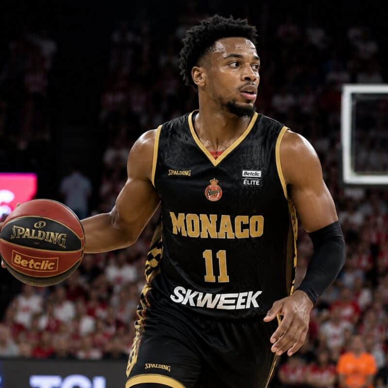 sponsorisé une équipe de basket en france